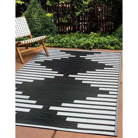 World Rug Gallery Bohemian Stripe Diamond Reversible Recycled Plastic 5' X 7' Black Outdoor Rug 6071BLACK5X7